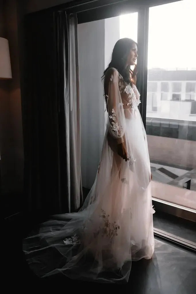 Luxury Angel Wedding Robe – The Perfect Bridal Dressing Gown