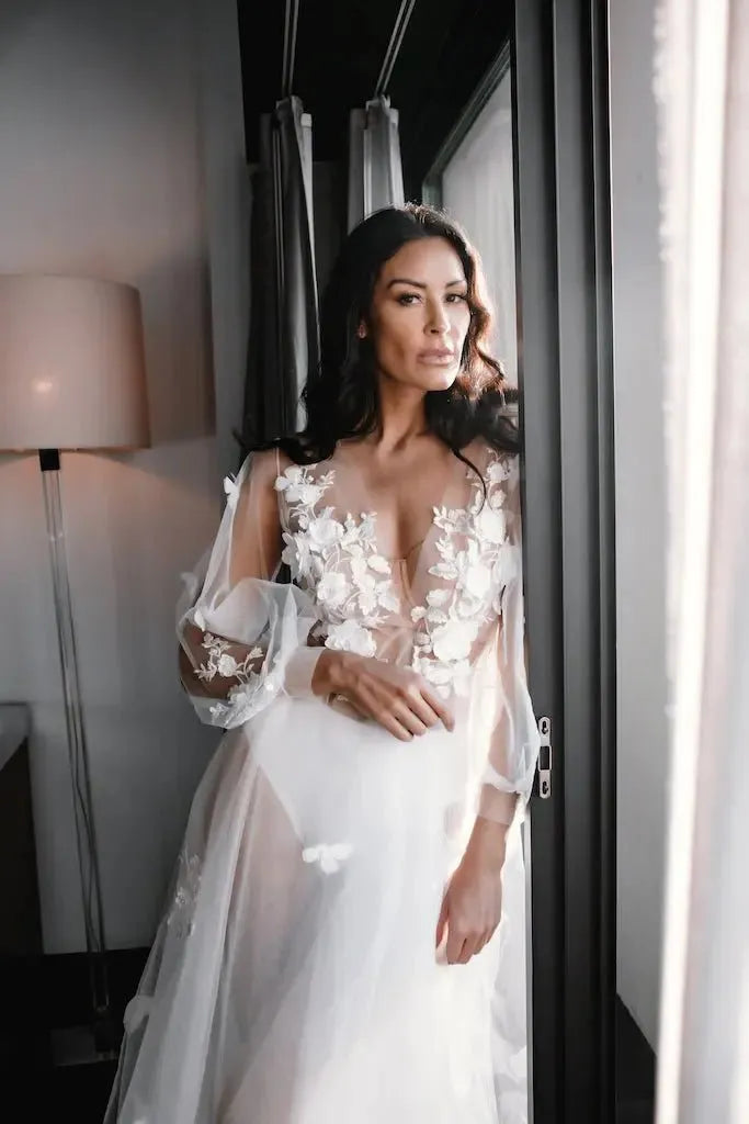Luxury Angel Wedding Robe – The Perfect Bridal Dressing Gown