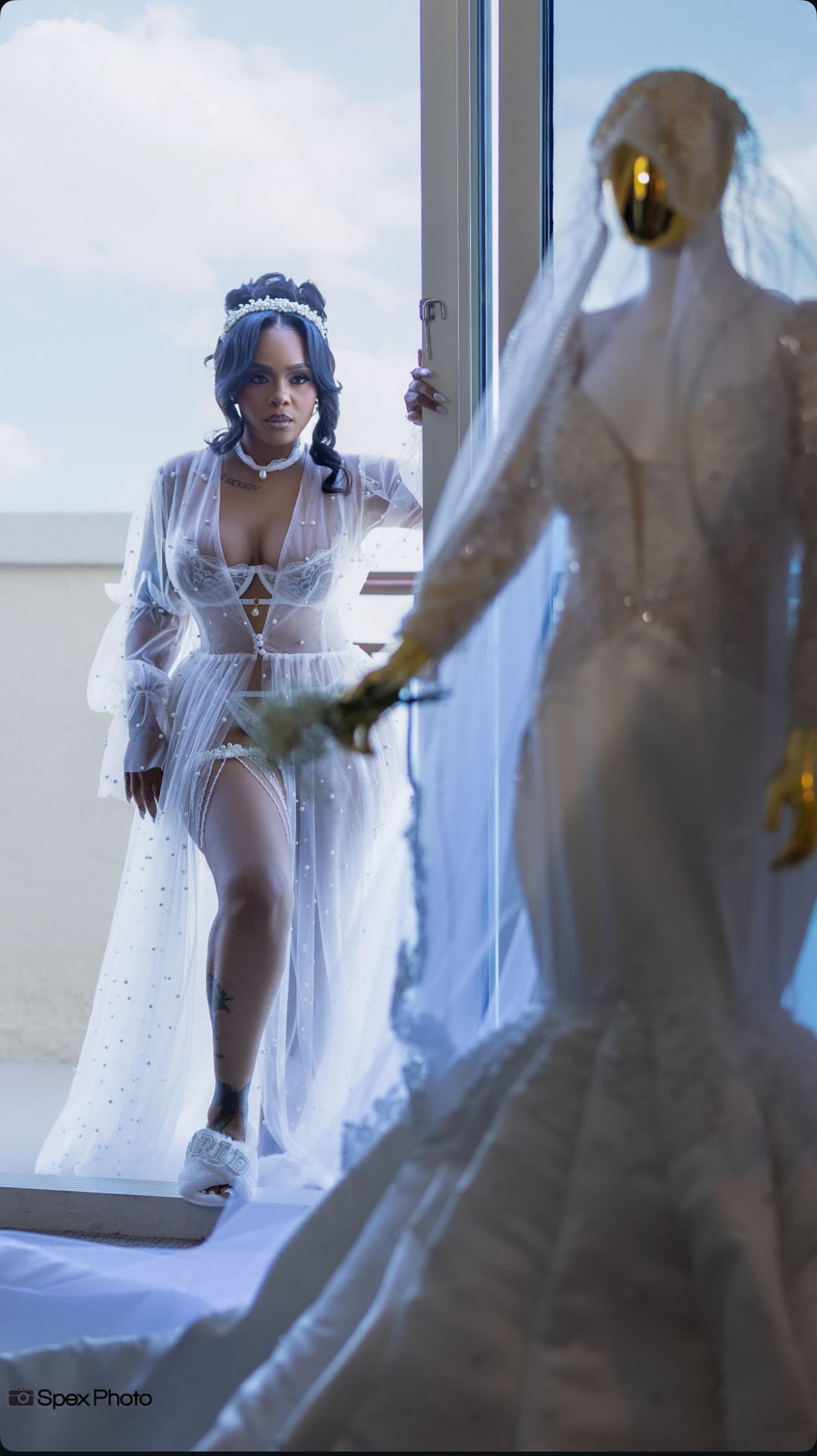 Bride Of The Week from Florida : Diane in robe Joanna