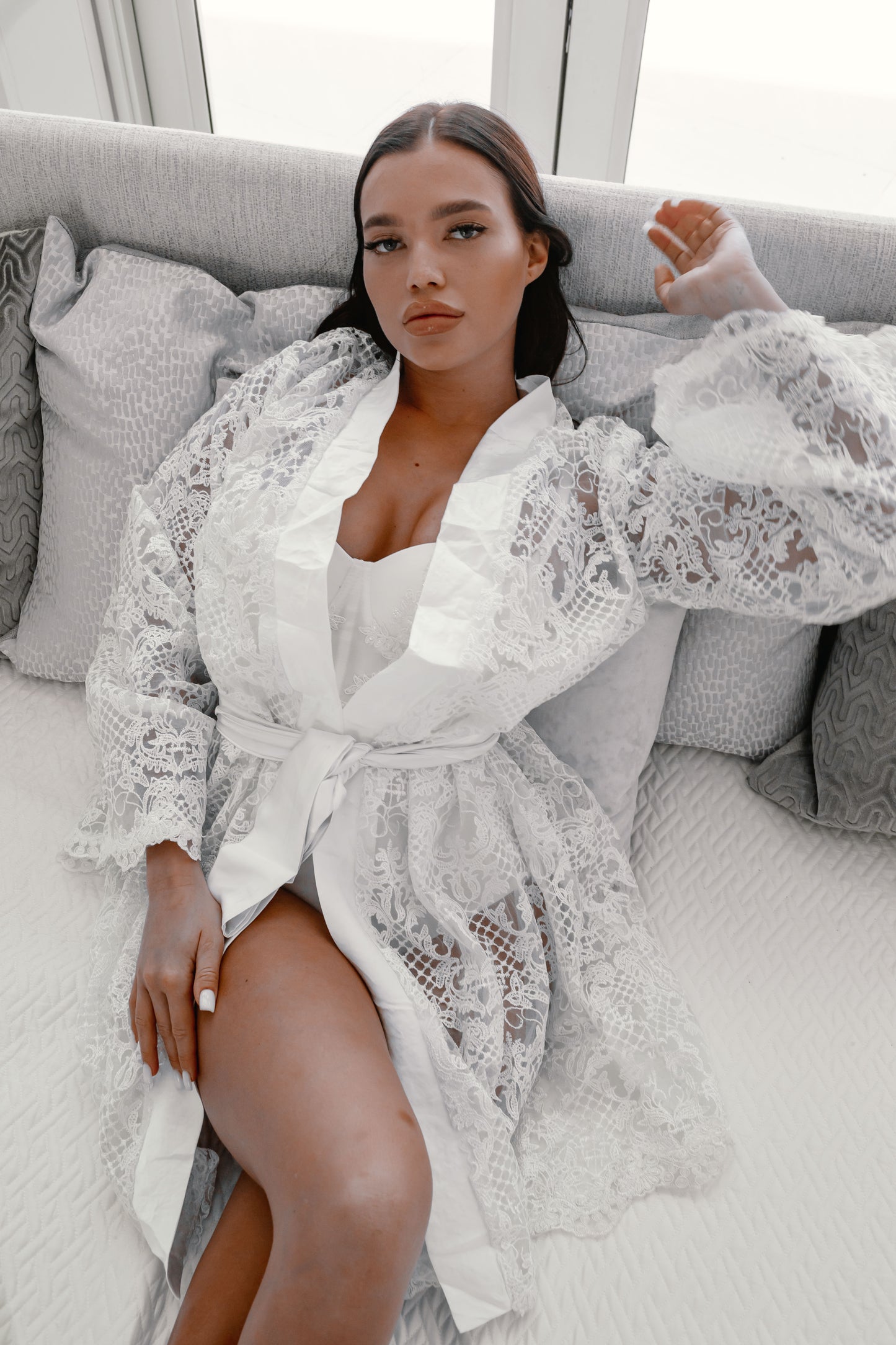 MELENA Short Lace Bridal Robe