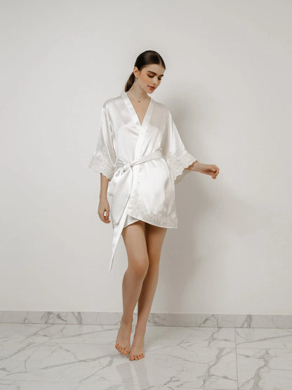 Daphne Lace Angel Sleeve Robe