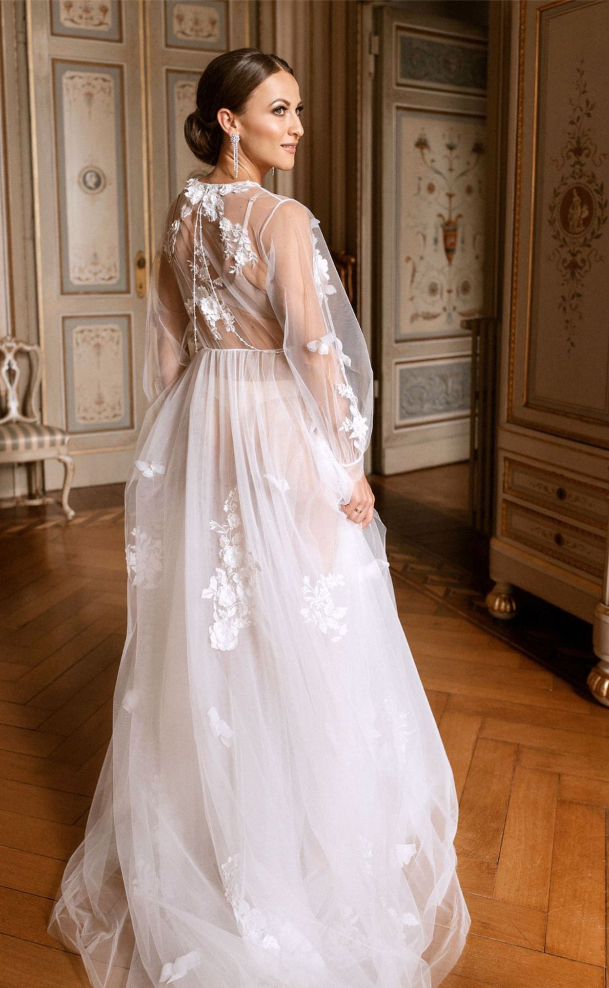 Luxury Angel Bridal Lace Robe