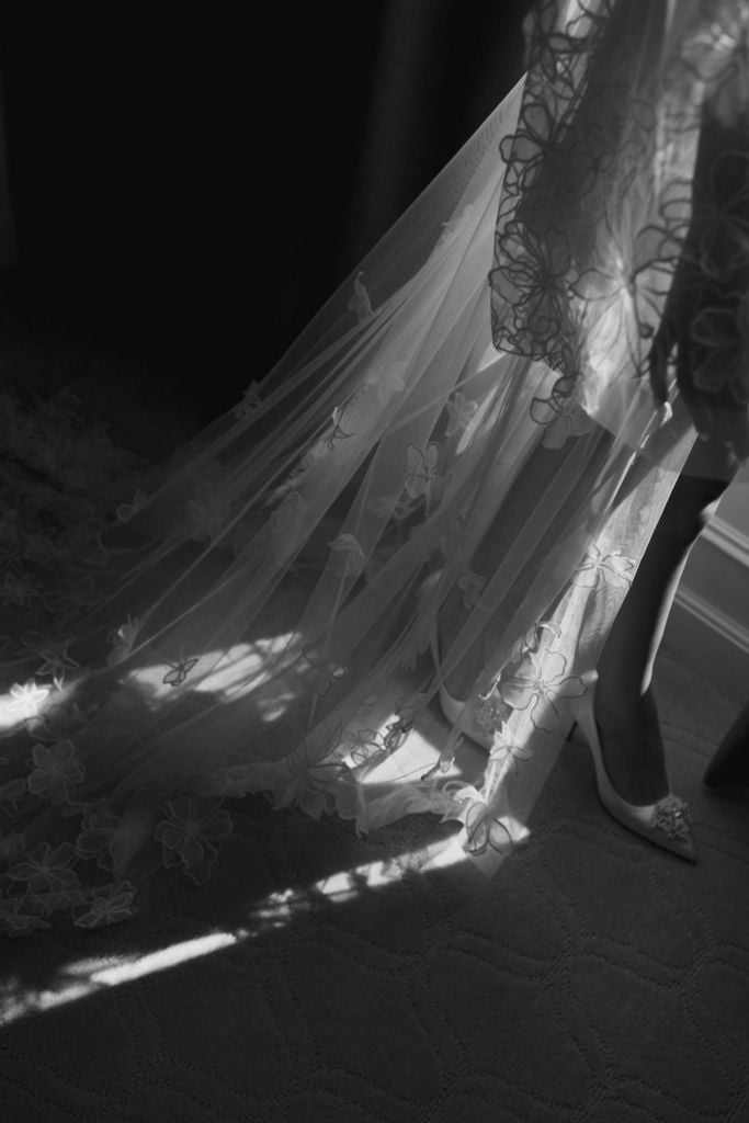 LEONIE LUXURY BRIDAL ROBE