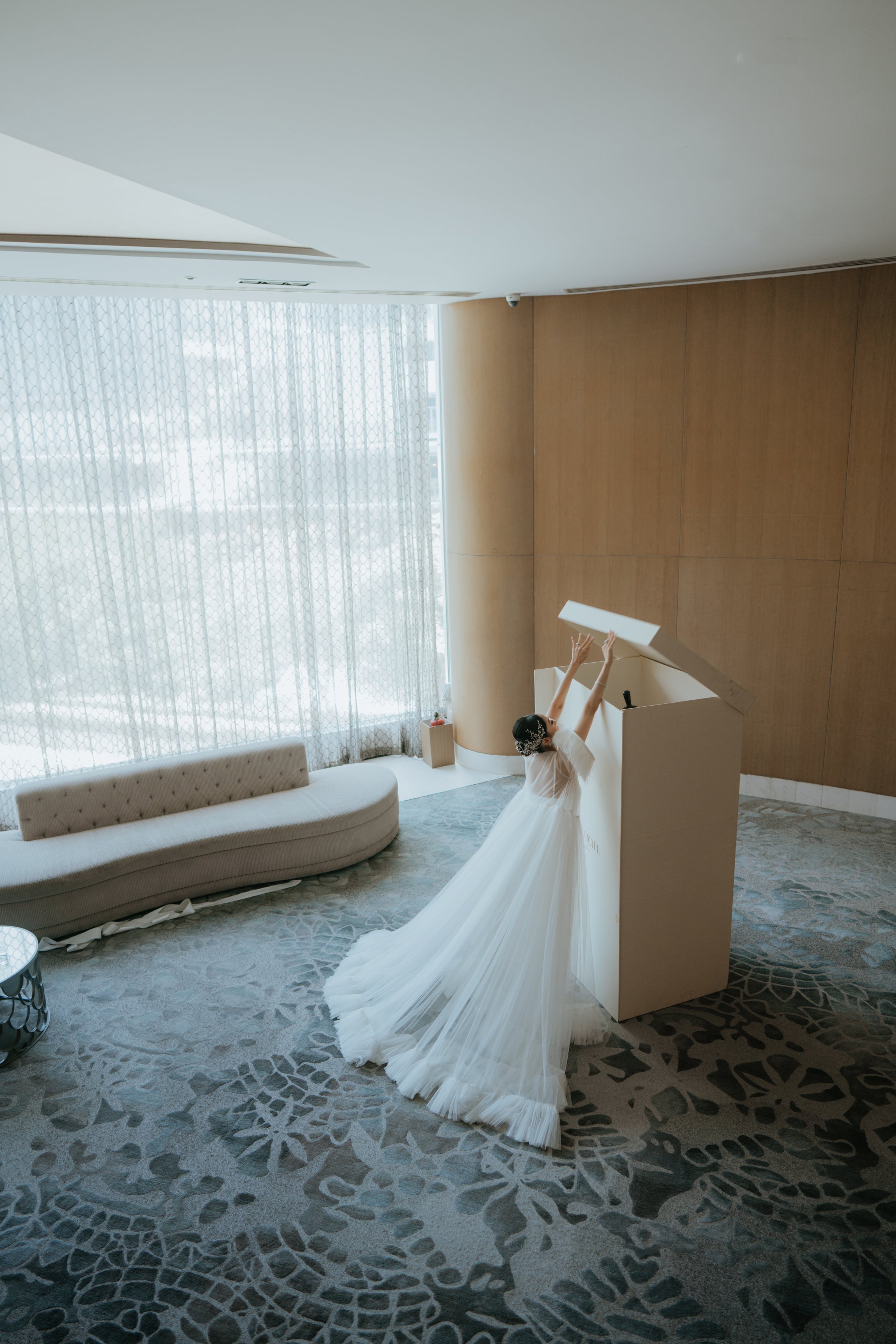 AURELIA Luxury Bridal Robe